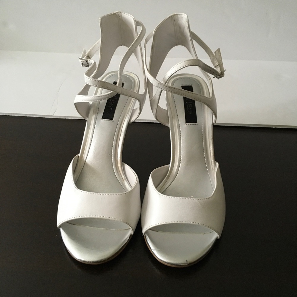 WHBM Delaney Heels
